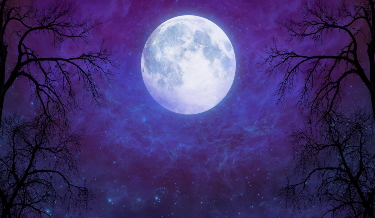 These Zodiac Signs Will Be Affected the Most by The Full Moon in Libra on April 7